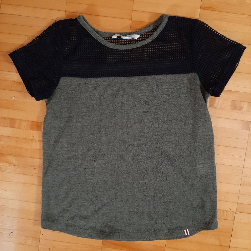 Adam Levine tshirt